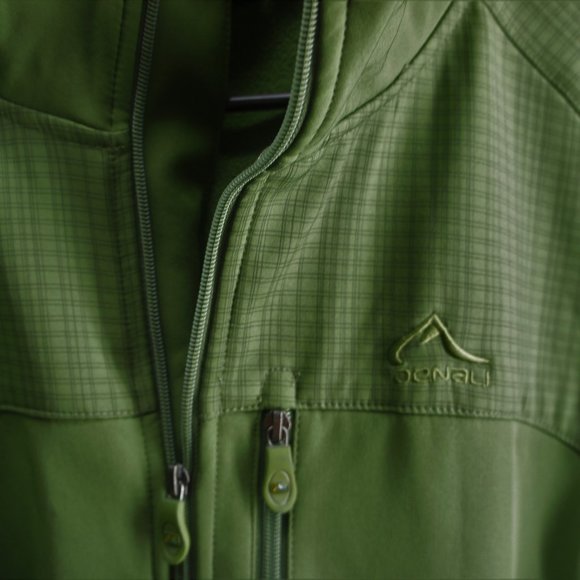 Denali green soft shell zip jacket size L - Picture 2 of 5